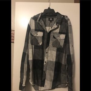 Young men’s rock republic button down. Size M